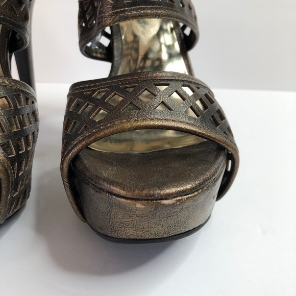 Kenneth Cole R. Heels Sandals #8 - Picture 5 of 13